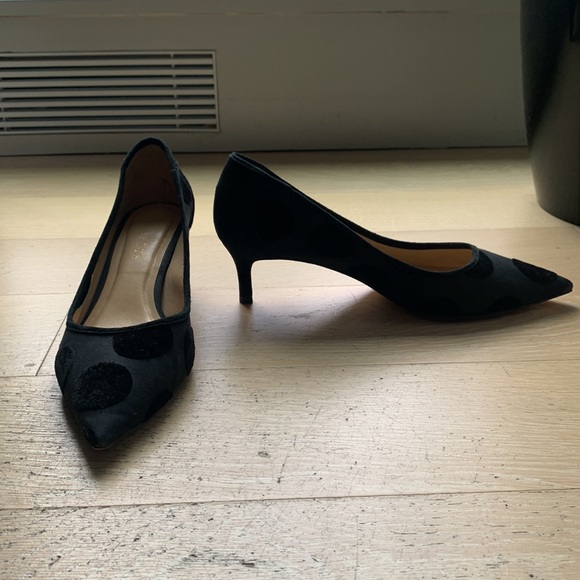 Fun Polka dot 1” pumps - Picture 2 of 7